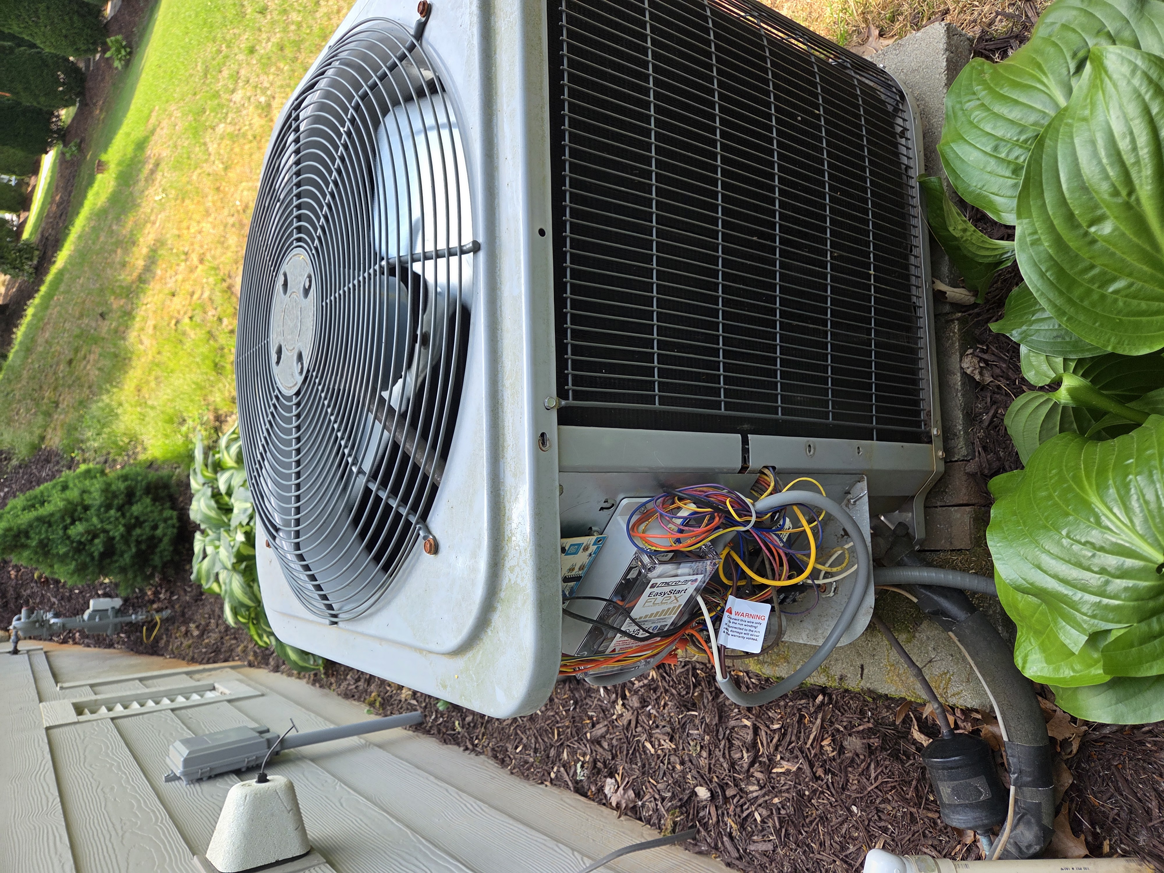 EasyStart Flex installed on AC unit